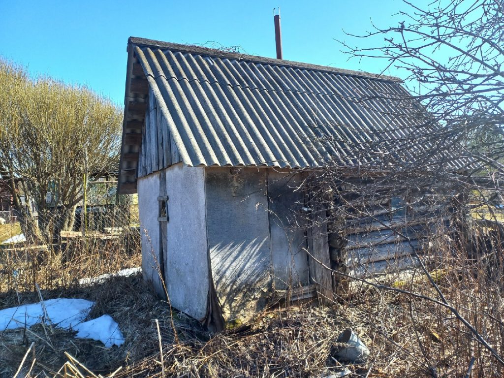 Изображение со страницы: Садовый домик и земельный участок СОТ Заря