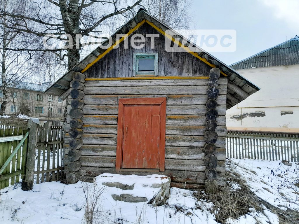 Изображение со страницы: жилой дом и земельный участок с.Чуровское