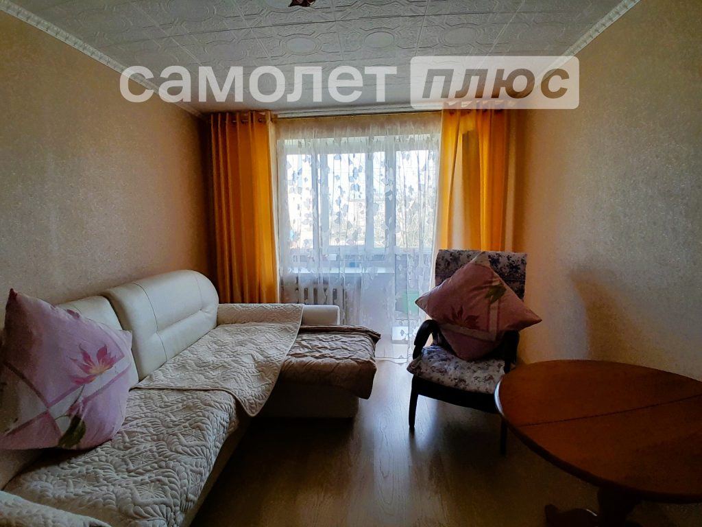 Изображение со страницы: трехкомнатная квартира п.Шексна ул. Садовая, д. 27