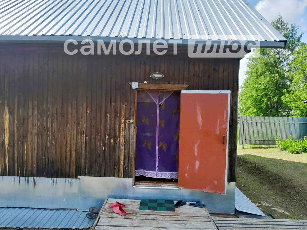 Изображение со страницы: жилой дом и земельный участок д.Сватково СП Сиземское