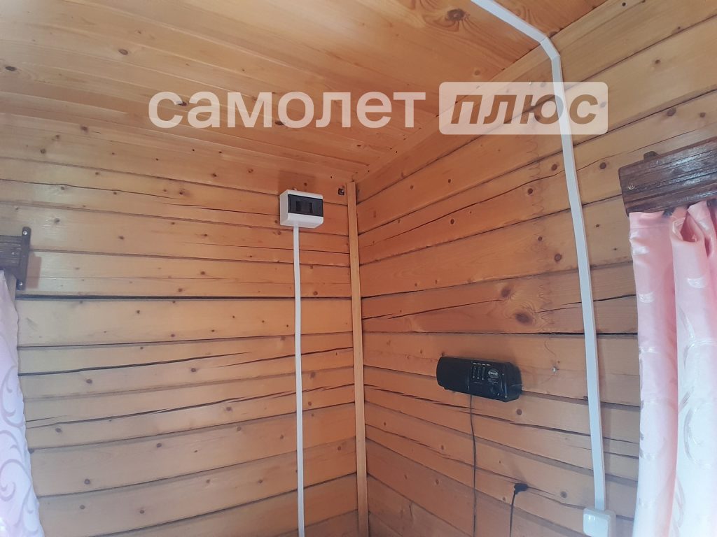 Изображение со страницы: жилой дом и земельный участок д.Сватково СП Сиземское