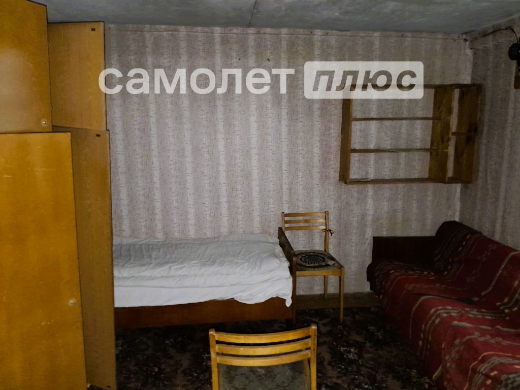 Изображение со страницы: дачный домик и земельный участок СНТ Заря