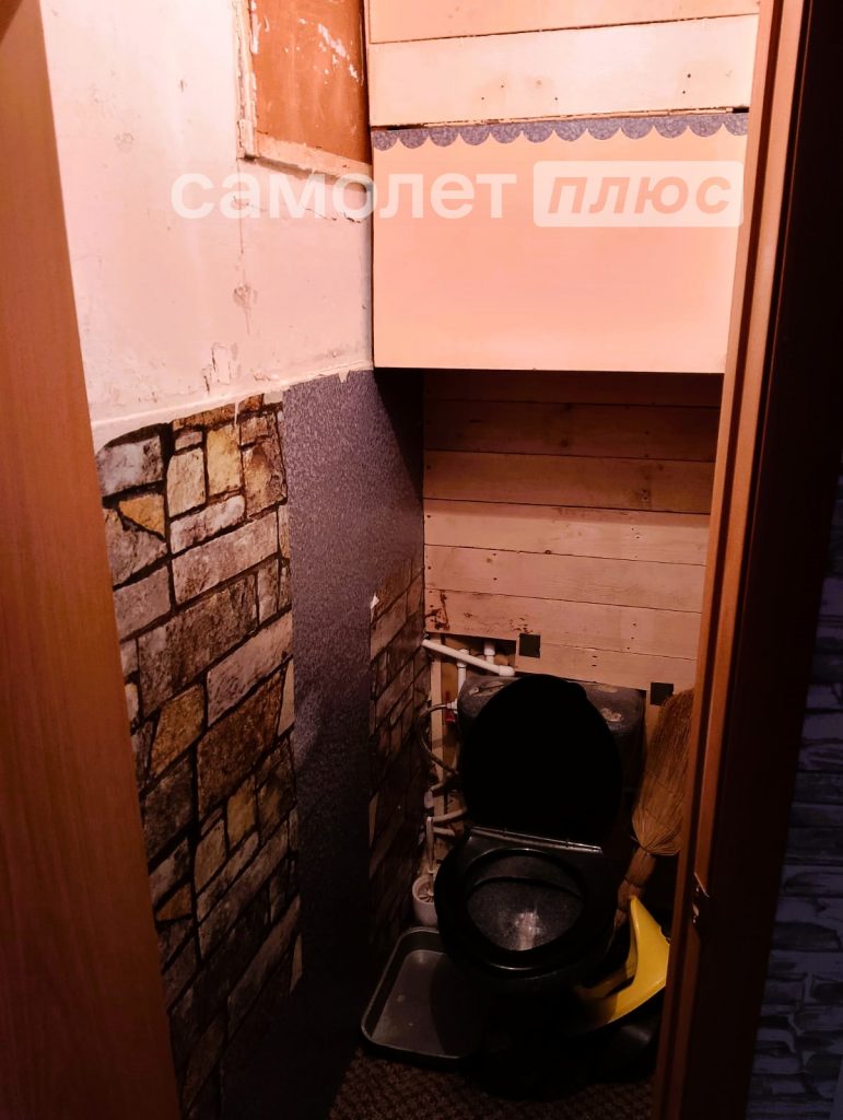 Изображение со страницы: трехкомнатная квартира п.Шексна ул.Труда д.11