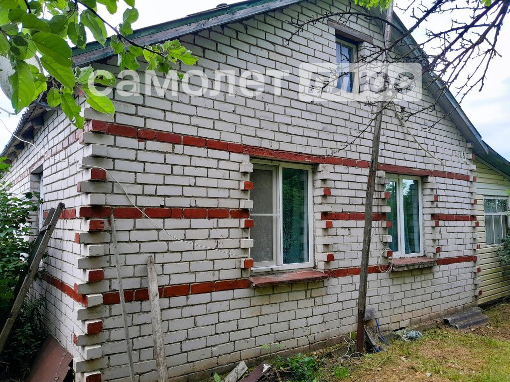 Изображение со страницы: жилой дом и земельный участок д.Лукинки
