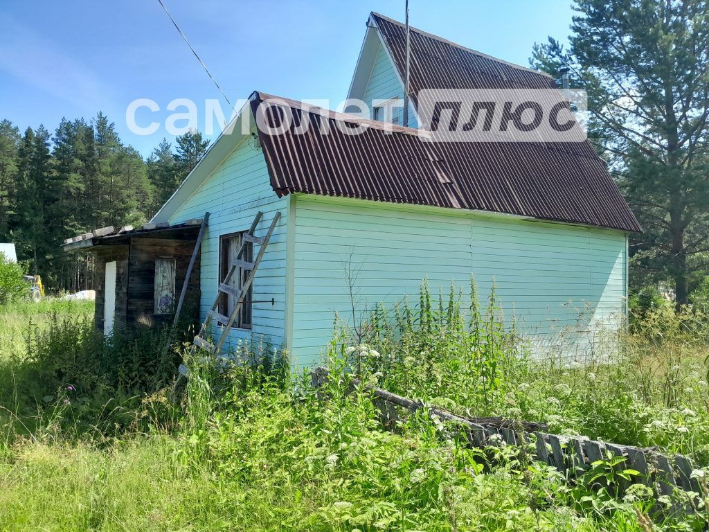 Изображение со страницы: дачный домик и земельный участок СОТ Легенда