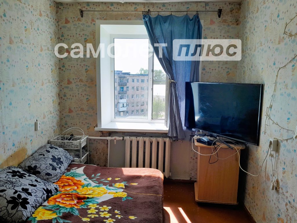 Изображение со страницы: трехкомнатная квартира п.Шексна ул. Шлюзовая д.24