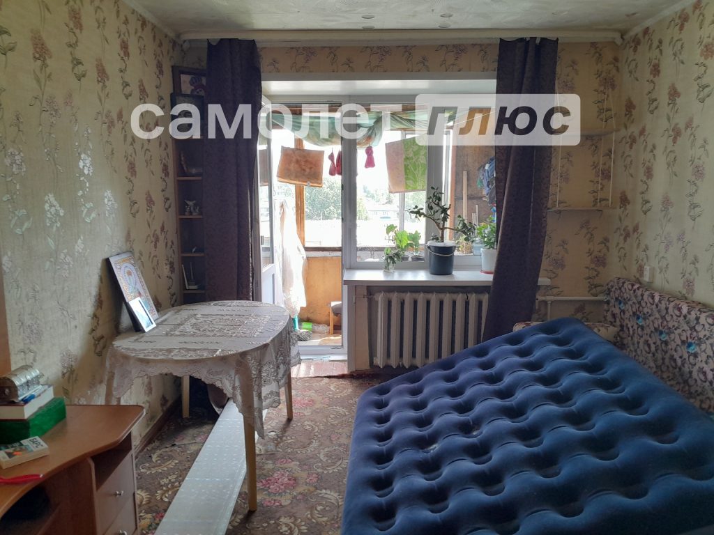 Изображение со страницы: трехкомнатная квартира п.Шексна ул. Шлюзовая д.24
