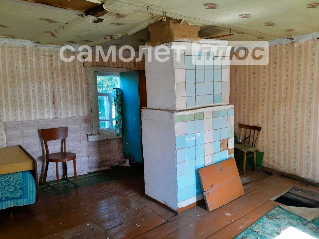Изображение со страницы: жилой дом и земельный участок д.Михайловское