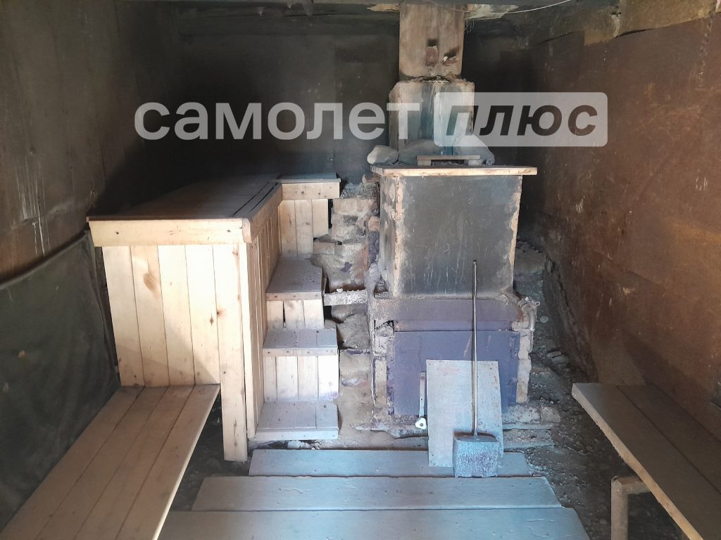 Изображение со страницы: жилой дом и земельный участок д.Михайловское
