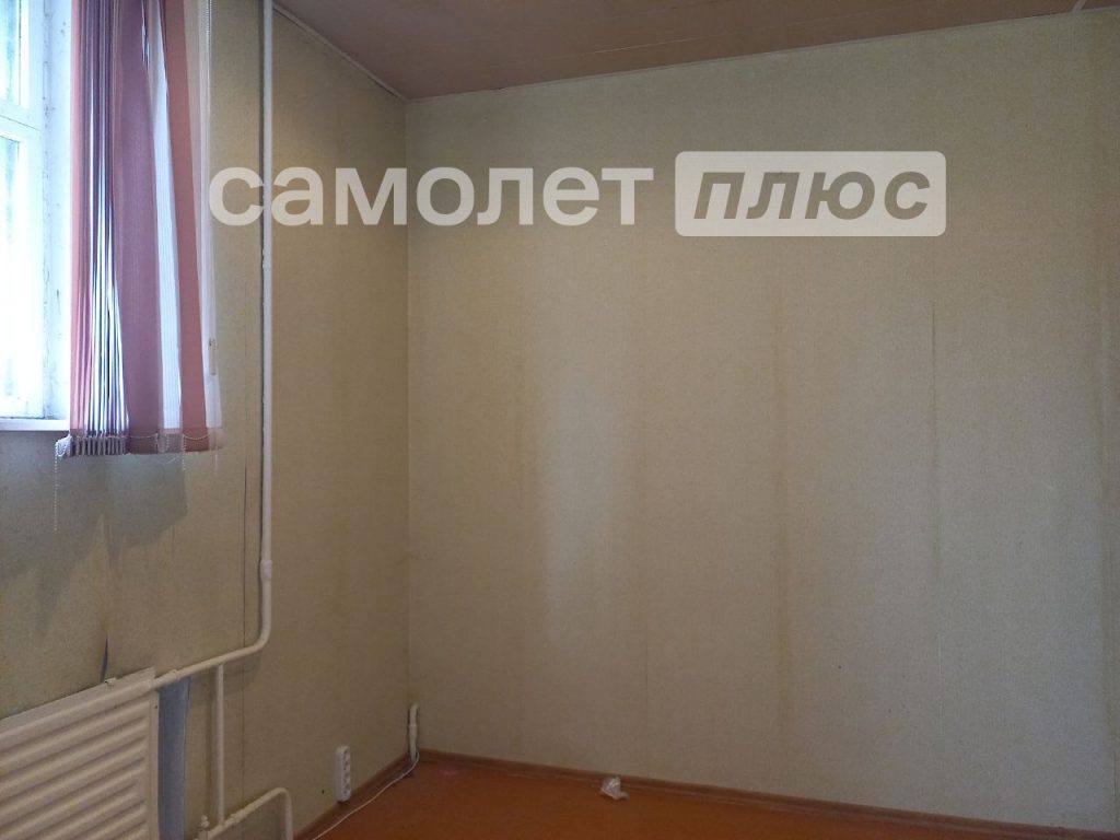 Изображение со страницы: нежилое помещение п.Шексна ул.Сапожникова, д.3