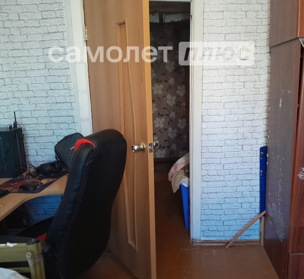Изображение со страницы: двухкомнатная квартира п.Шексна ул.Первомайская д.12