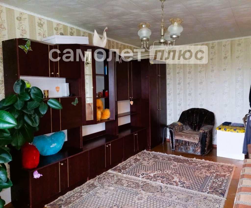 Изображение со страницы: однокомнатная квартира п.Шексна ул.Труда, д.15