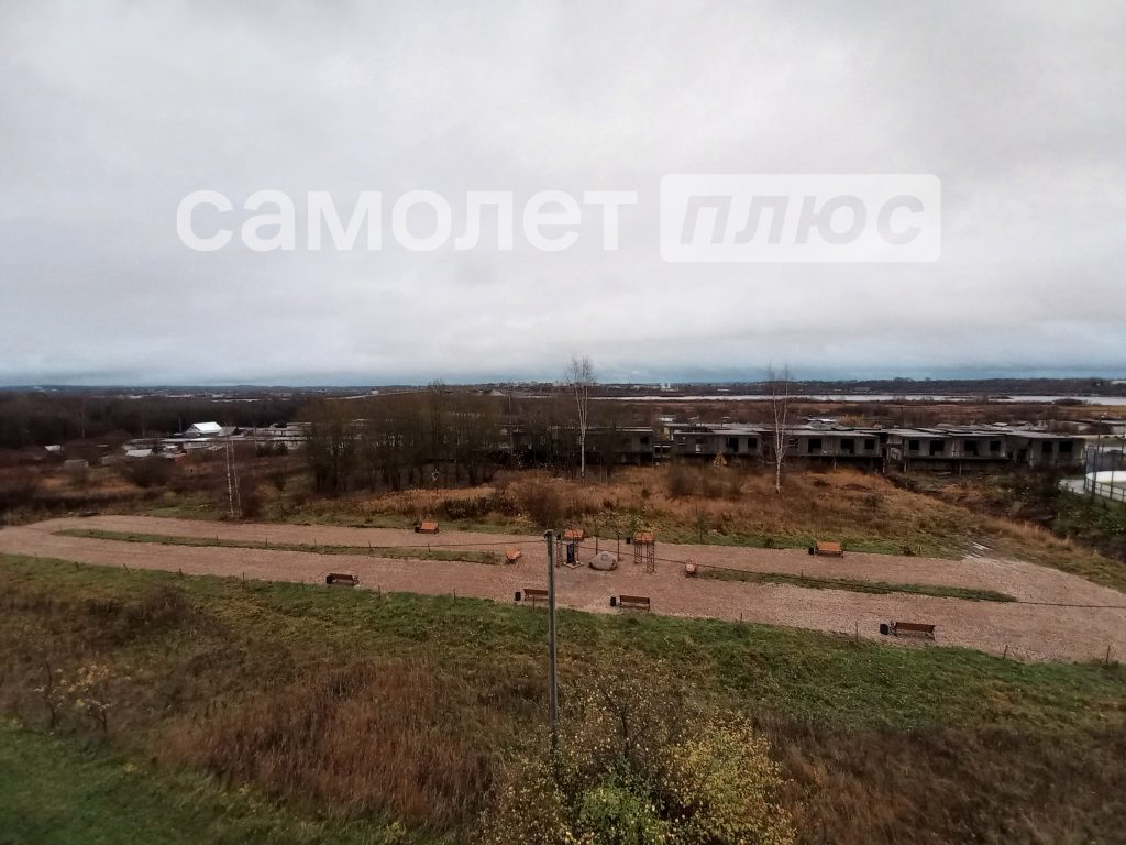 Изображение со страницы: двухкомнатная квартира д.Нифантово ул.Фабричная д.10