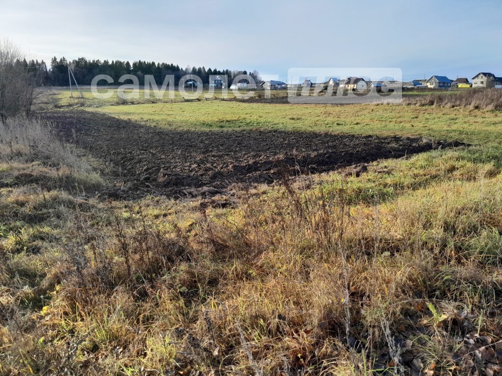 Изображение со страницы: земельный участок д.Слизово