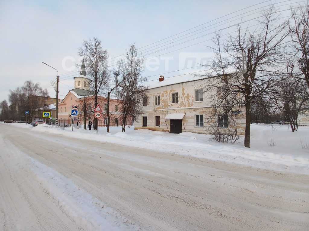 Изображение со страницы: 2к квартира п.Шексна ул.Шлюзовая д.18