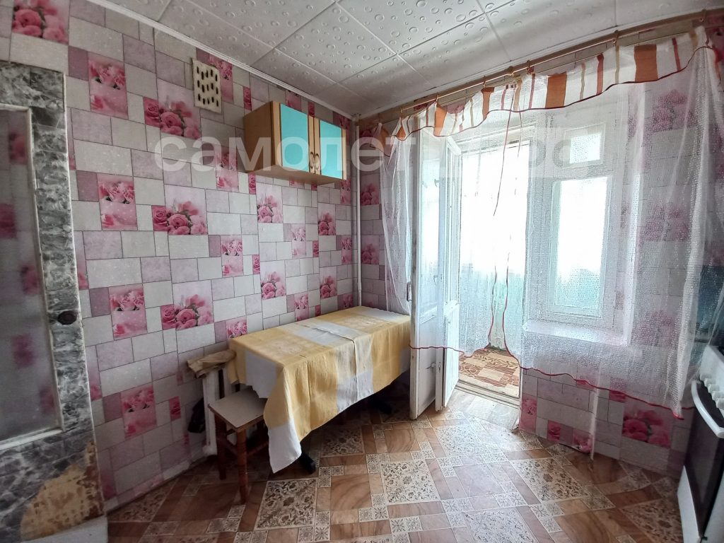 Изображение со страницы: 2-к квартира п.Шексна ул. Труда д.27