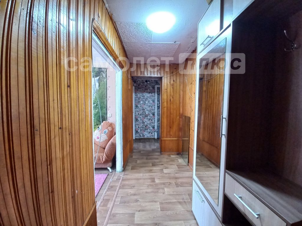 Изображение со страницы: 2-к квартира п.Шексна ул. Труда д.27