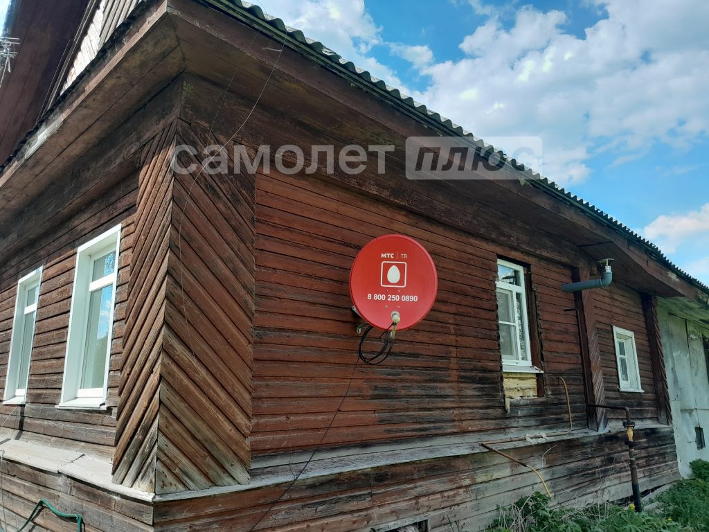 Изображение со страницы: жилой дом с.Любомирово Школьная 12