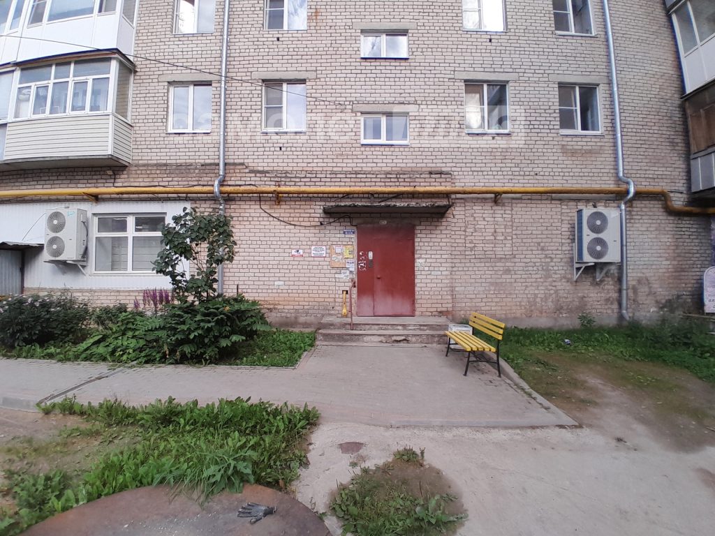 Изображение со страницы: 4к квартира п.Шексна ул.Труда д.11